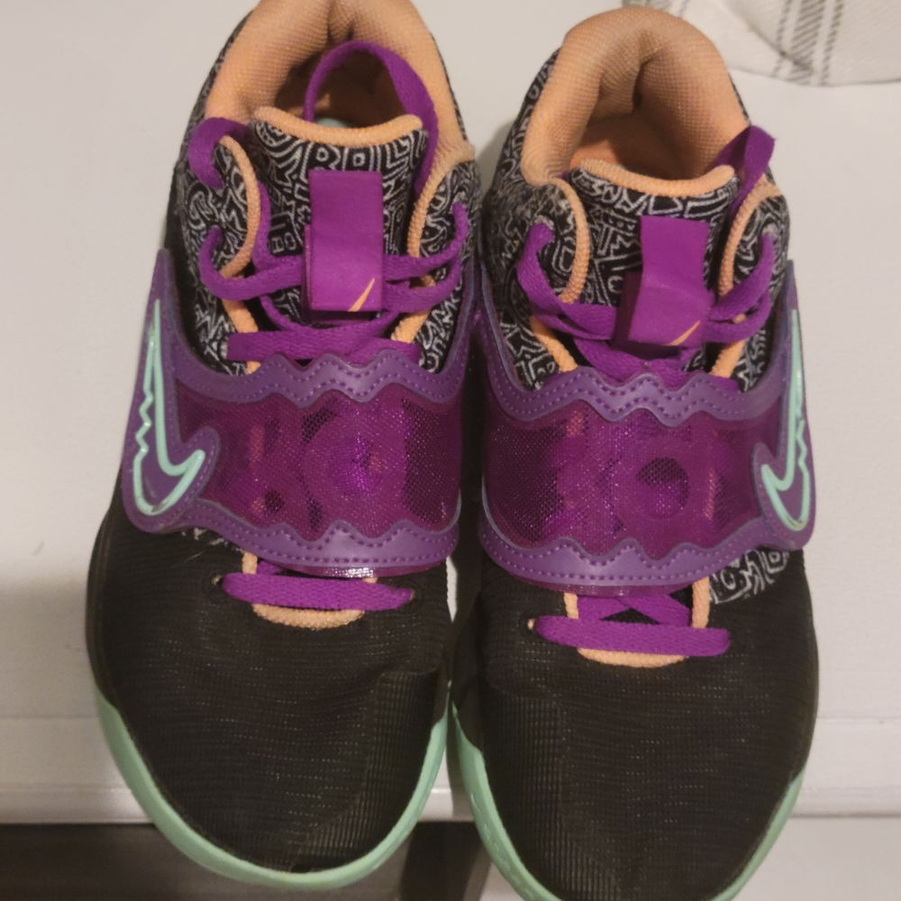Nike Purple and Black Athletic Shoes